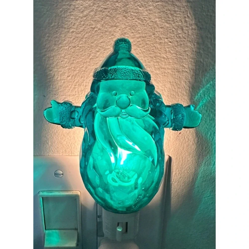 Vintage Green Plastic Santa Claus Christmas Night Light Swivel Plug‎